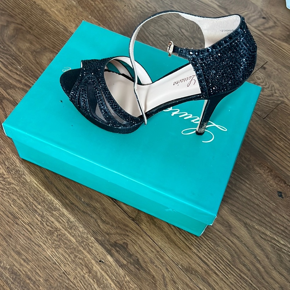 Lauren Lorraine Black glitter pumps size 8.5.